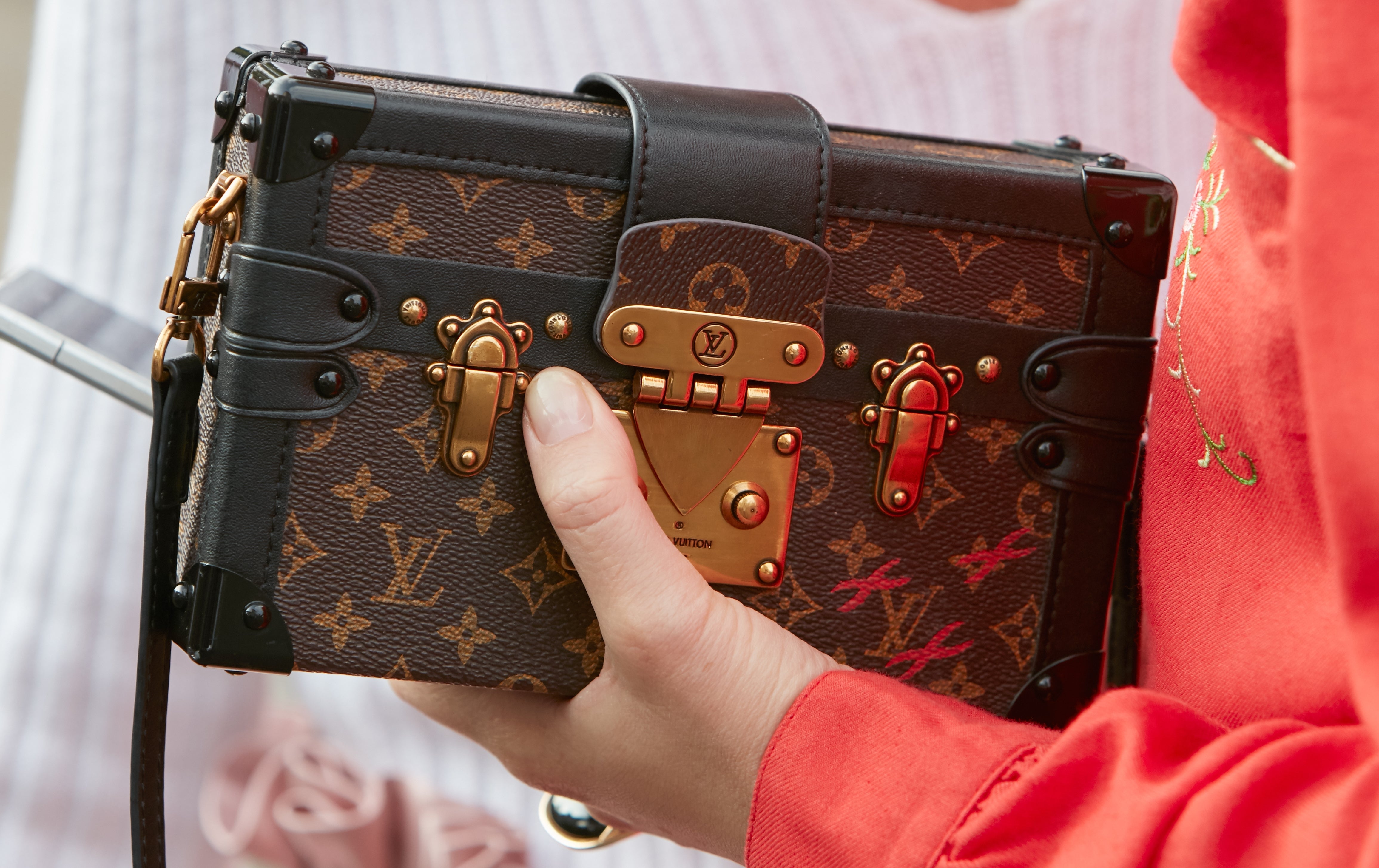 How You Can Know The Difference Between Louis Vuitton Date Codes