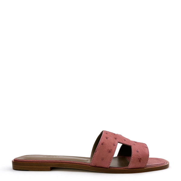 Oran ostrich sandal Hermès Pink size 38.5 IT in Ostrich - 28790542