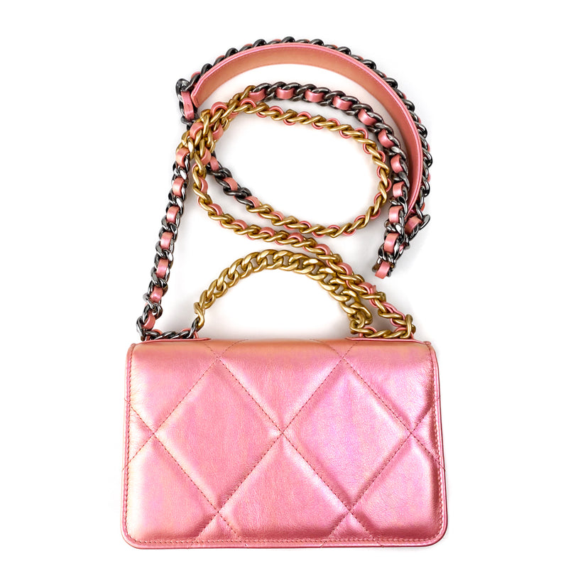 Chanel 19 Flap Bag Iridescent Pink in Calfskin Leather with Gold