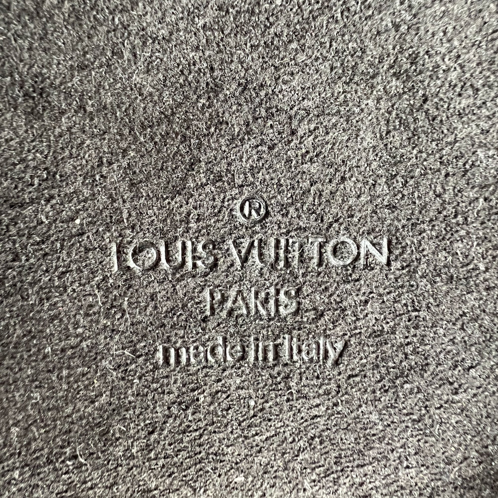 LOUIS VUITTON Monogram Bumper On Strap iPhone 13 Black 1238247