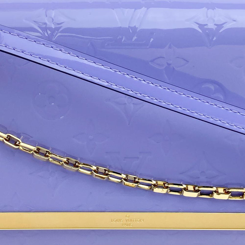 Louis Vuitton Authenticated Patent Leather Clutch Bag