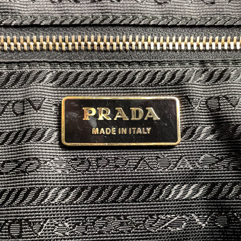 Prada Pochette in Black Leather – Fancy Lux